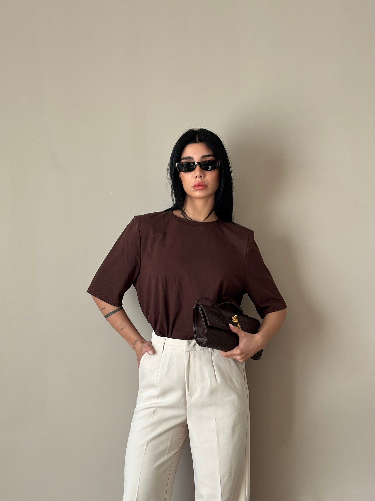 T-shirt spalline