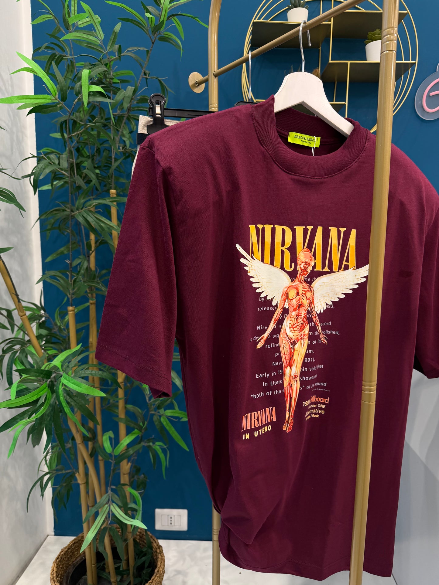 T shirt nirvana burgundi