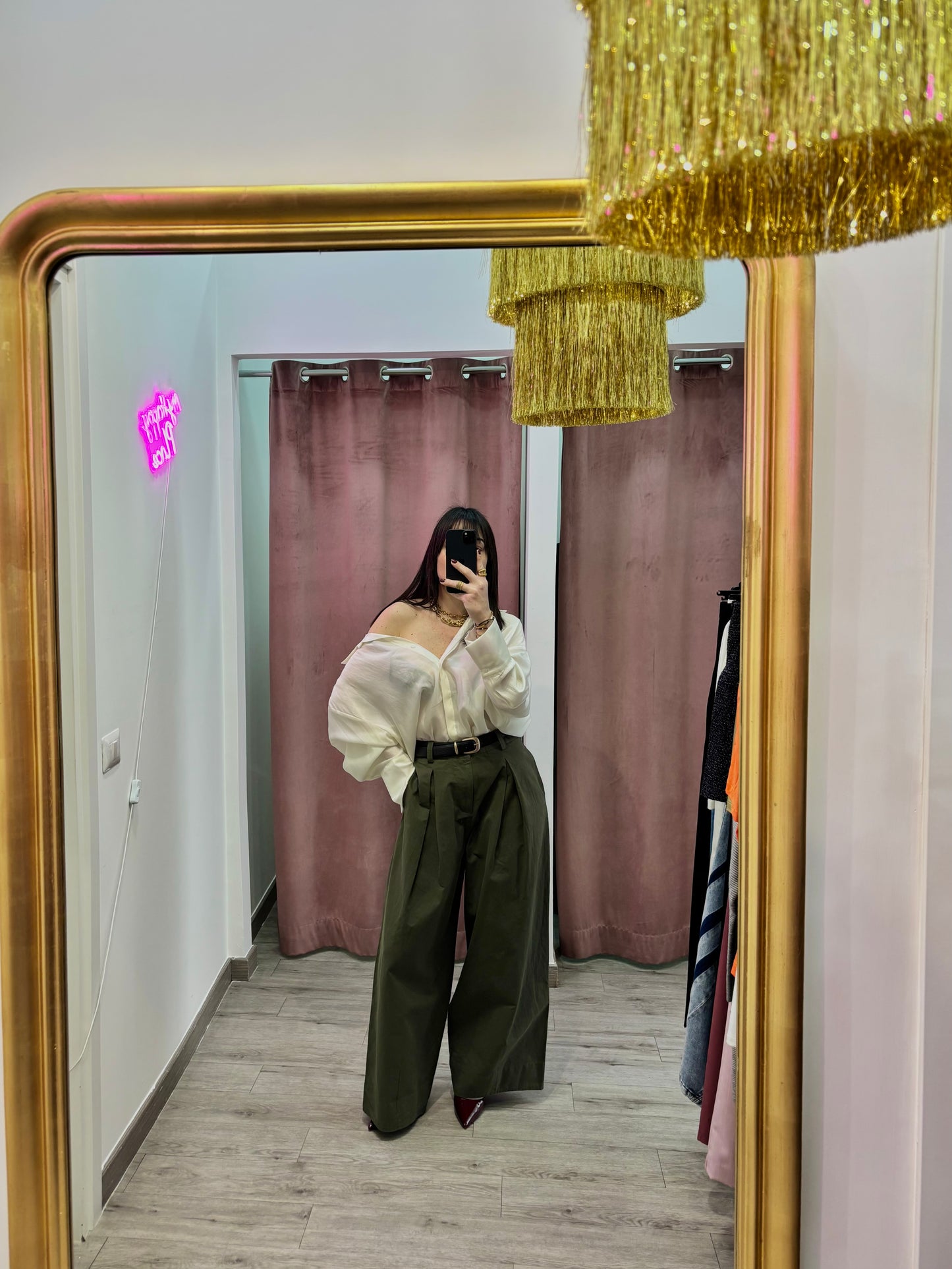 Pantaloni vita media