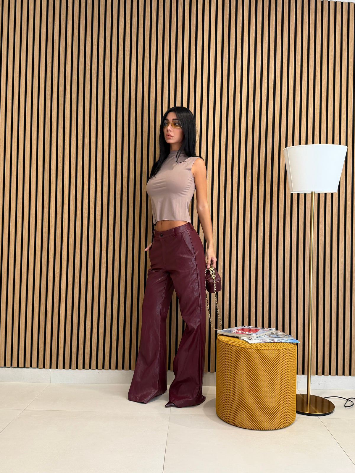 Pantaloni in ecopelle bordeaux