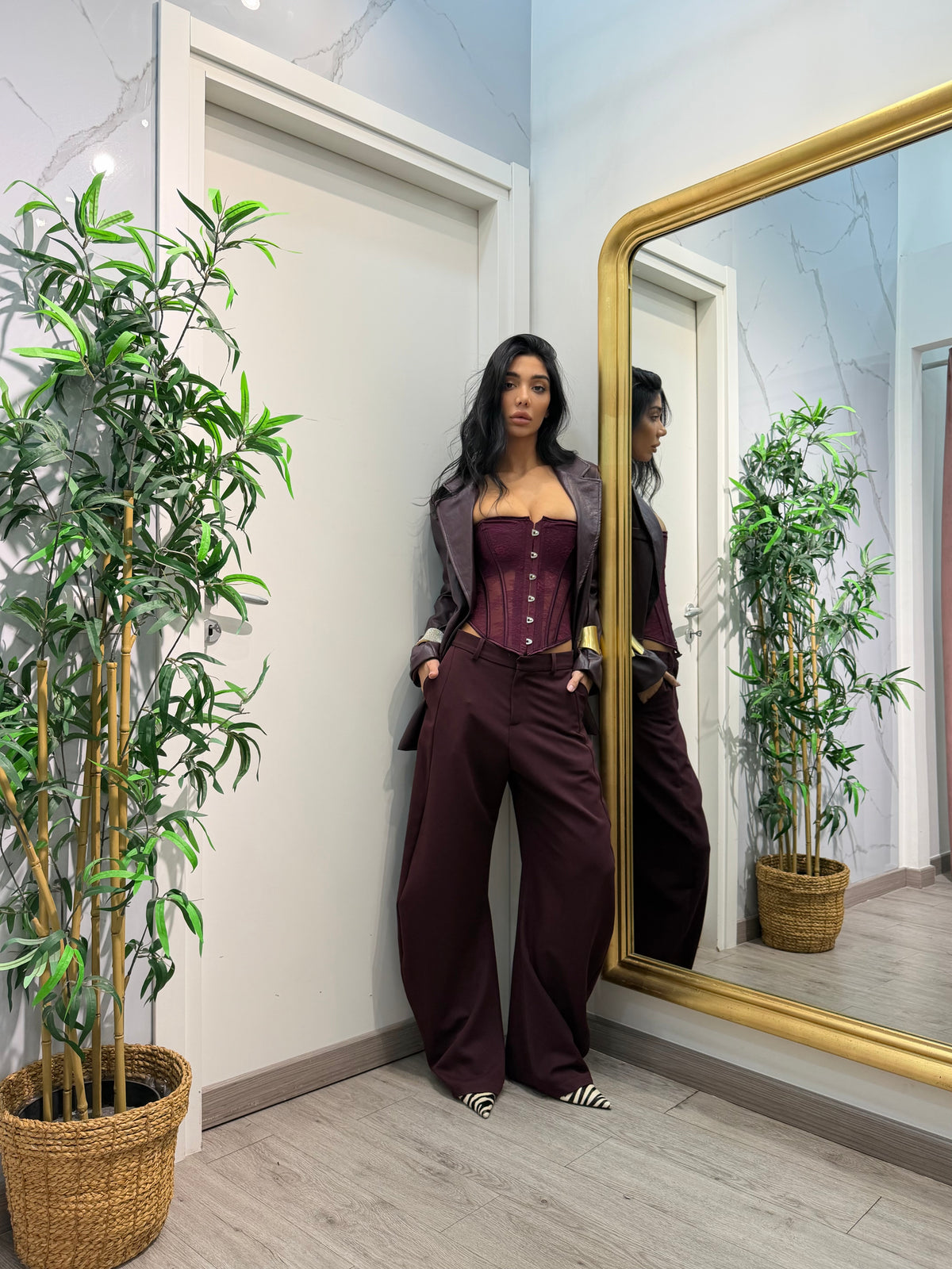 Pantaloni burgundi by lumina