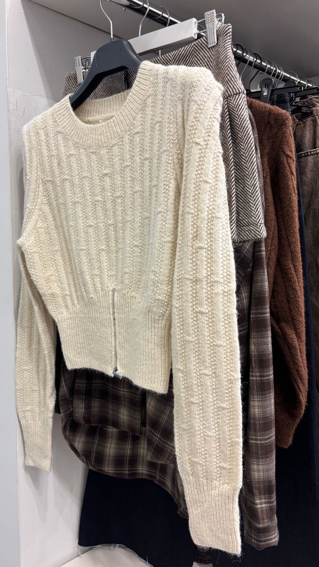 Maglioncino spalline cropped