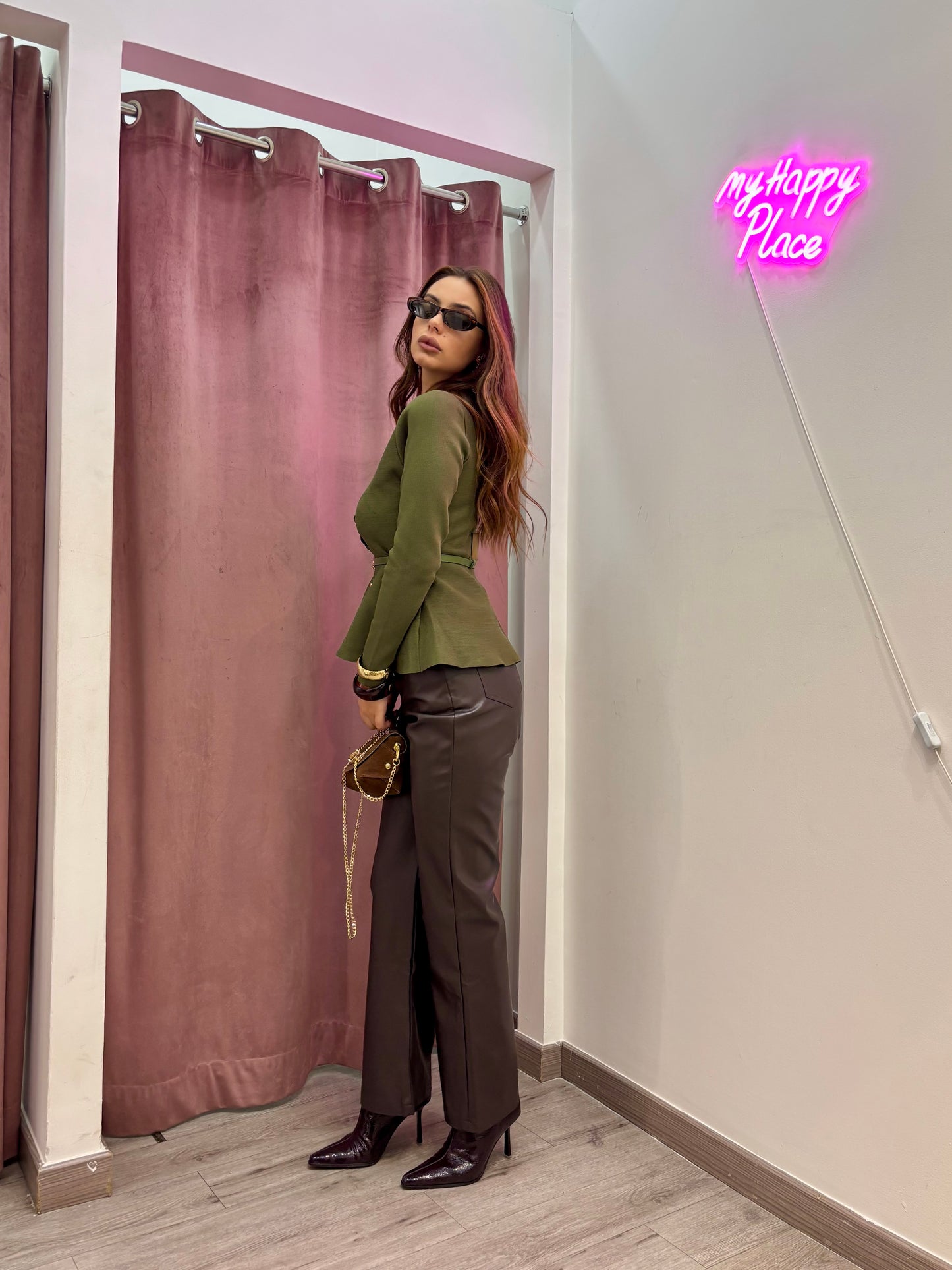 Pantaloni in ecopelle vita alta