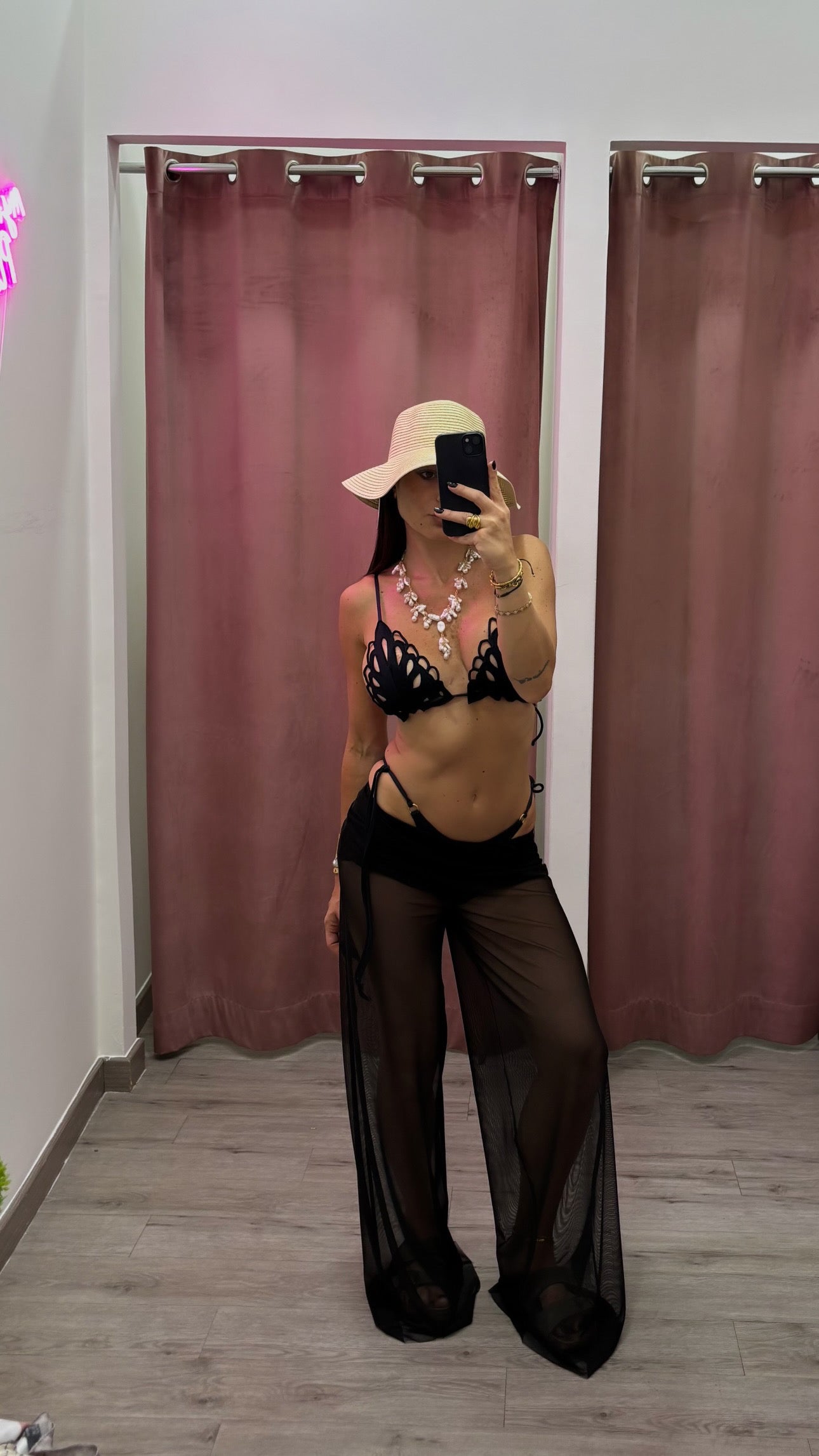 Bikini helis b