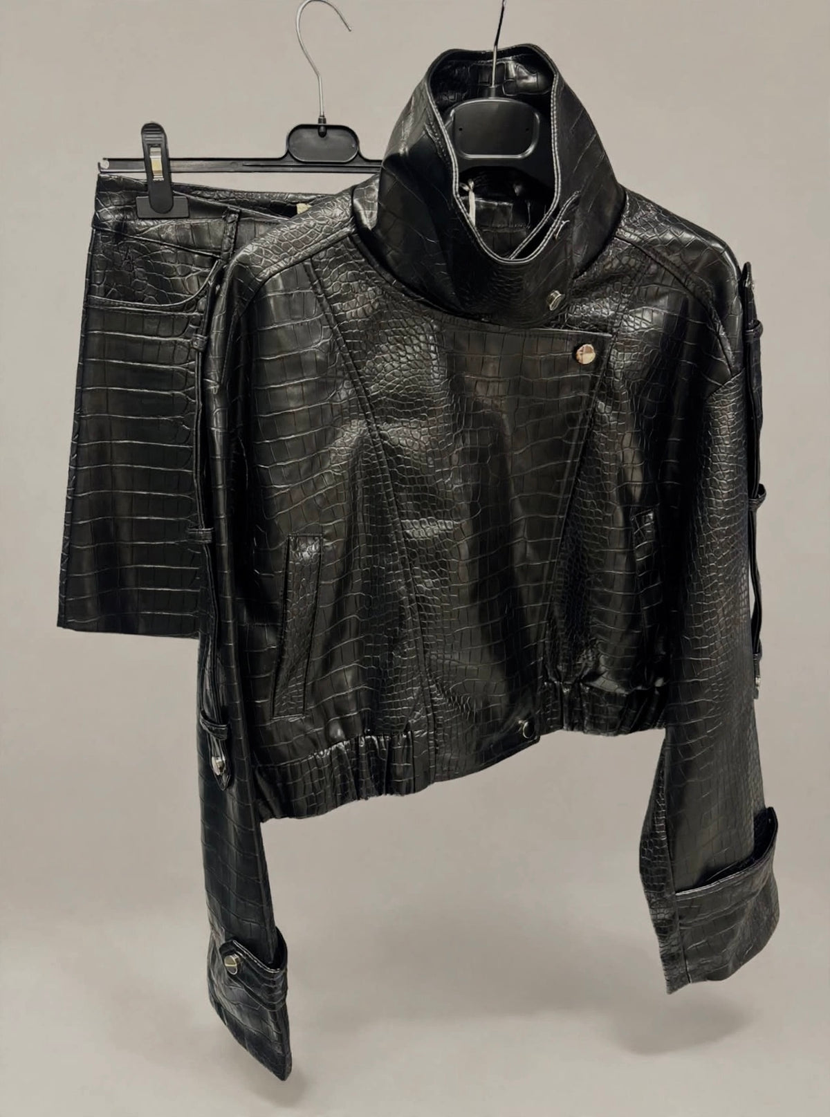 Jacket cropped melissa( burgundi/ nero)