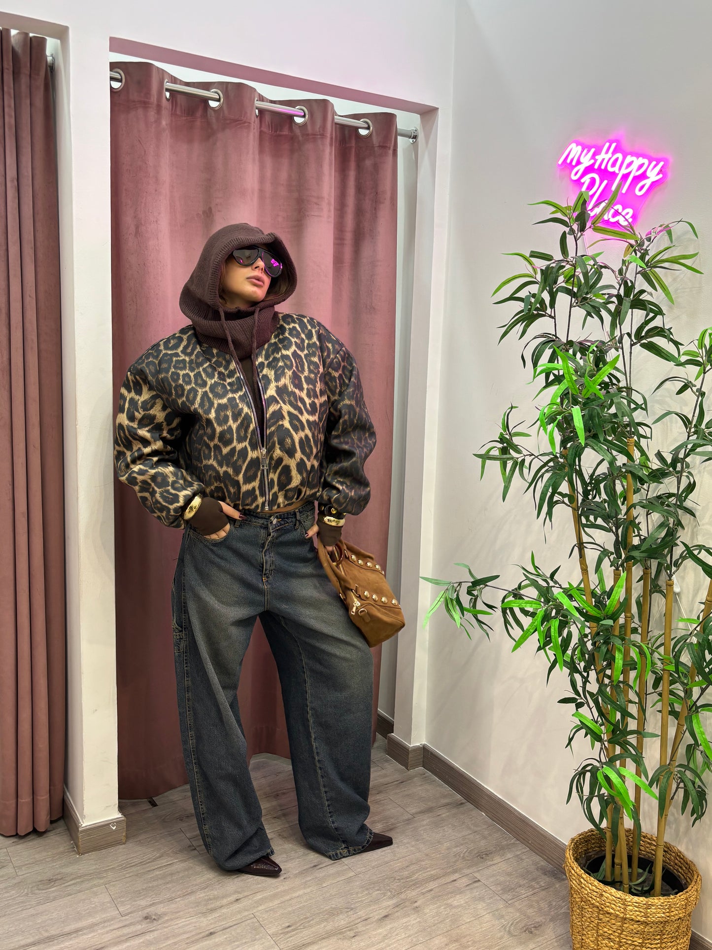 Bomber mua by lumina