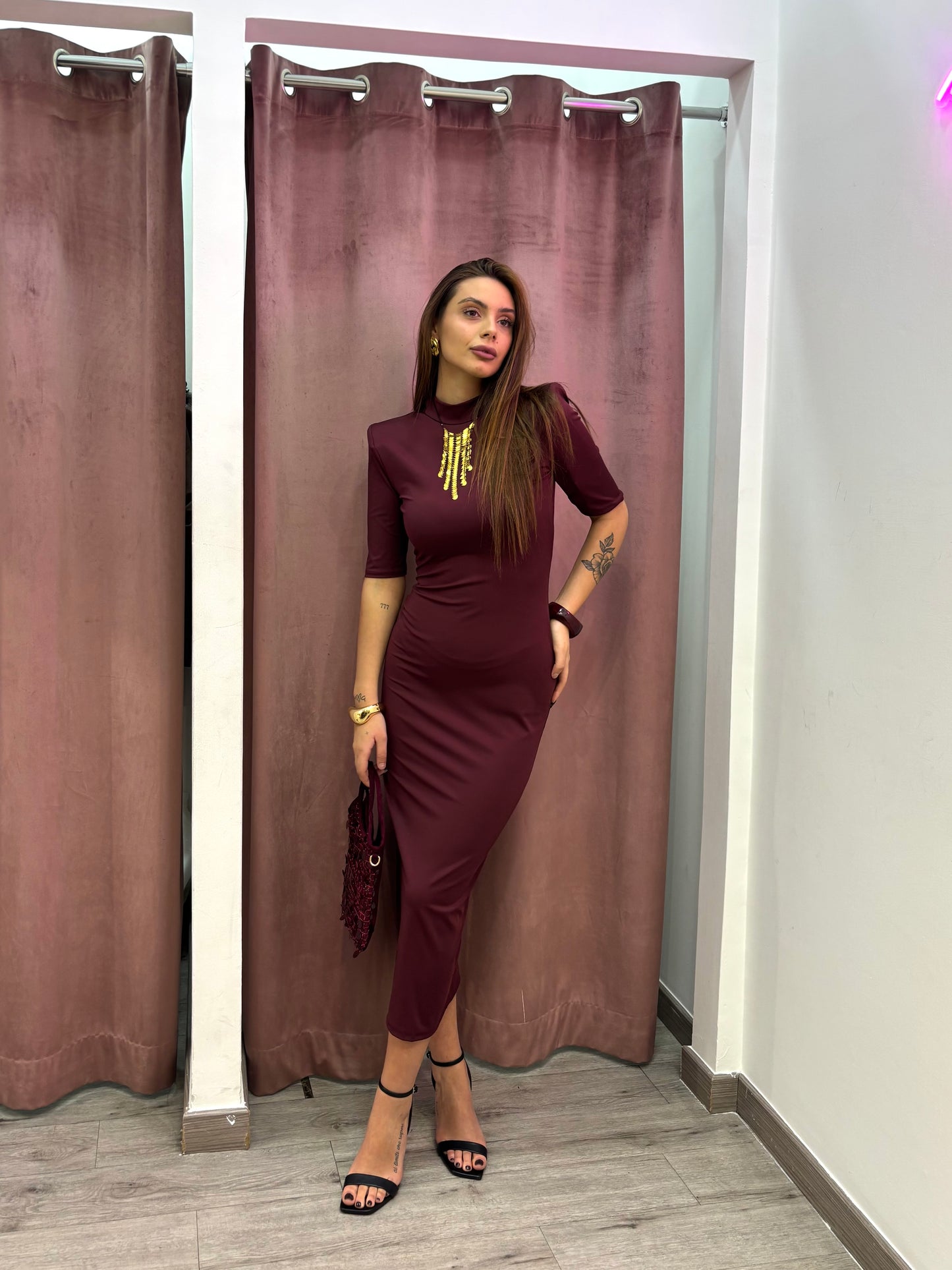 Dress Amira ( nero / burgundi )