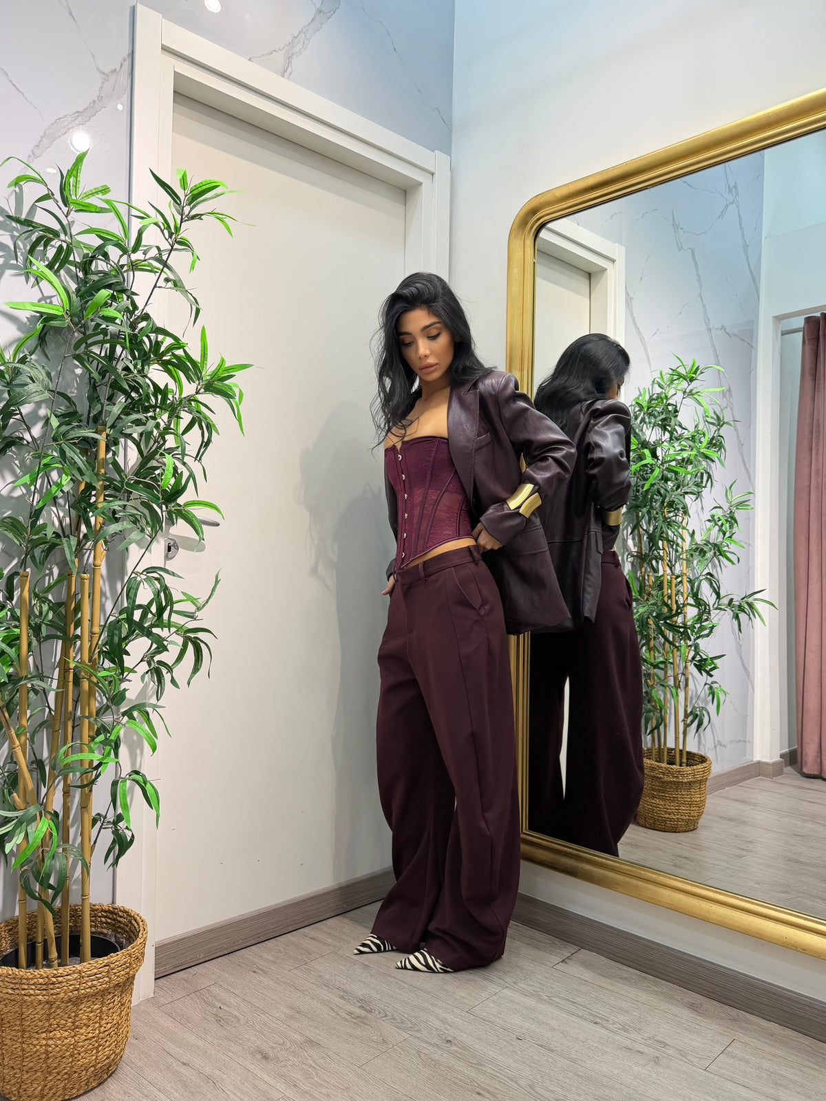 Pantaloni burgundi by lumina