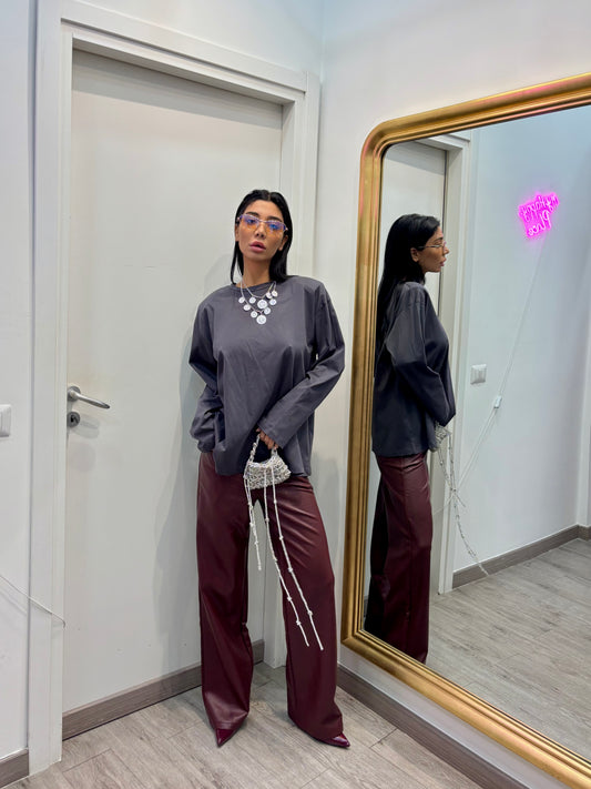 Pantaloni in ecopelle burgundi